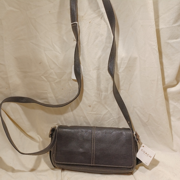 Coach mini flap crossbody - Picture 1 of 11